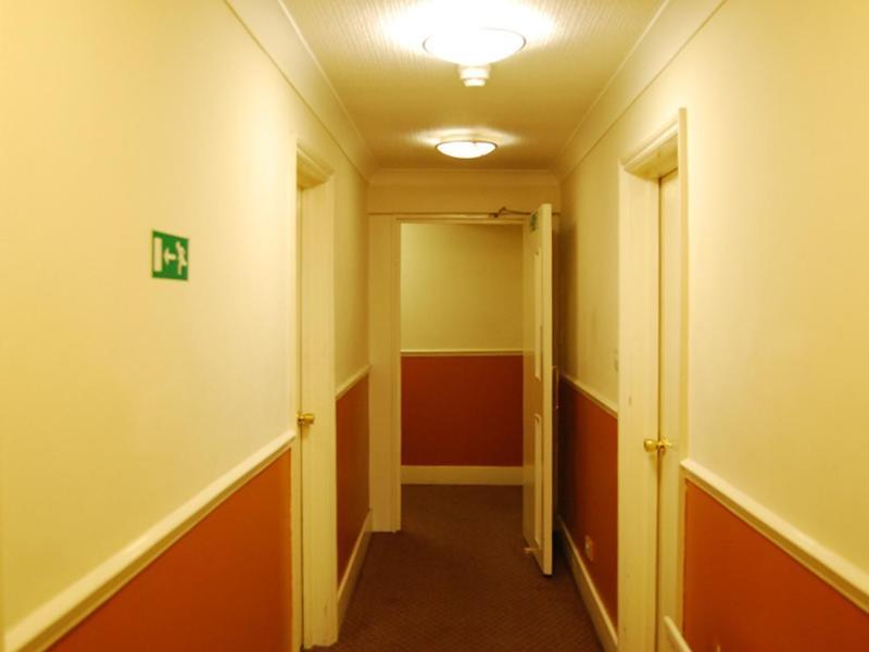 Hillingdon Lodge Buitenkant foto