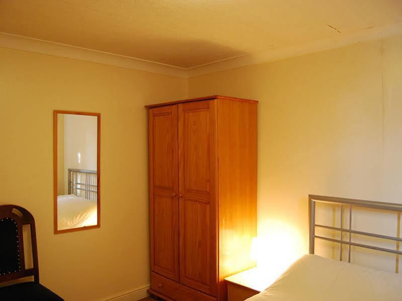 Hillingdon Lodge Buitenkant foto